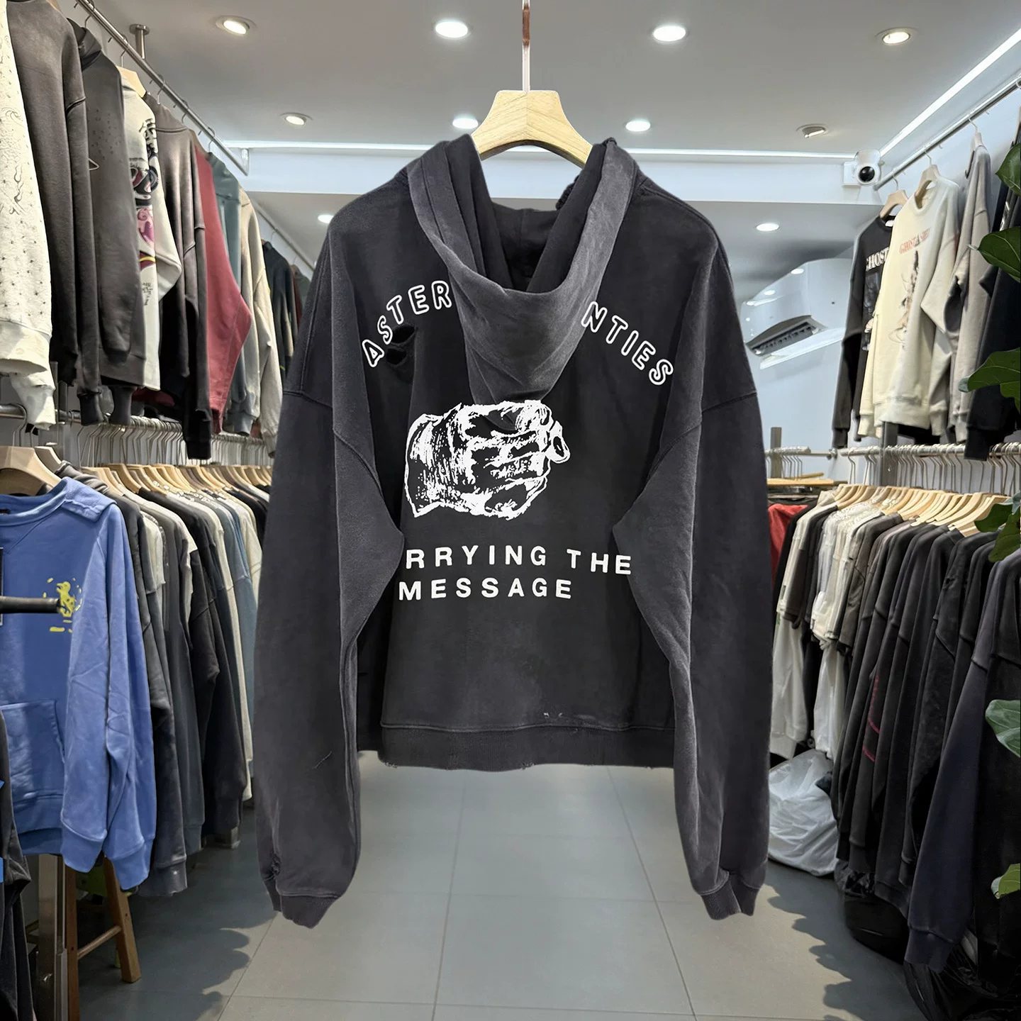 European and American street washed and distressed printed hot diamond hooded sweatshirts for men and women loose casual ripped zipper jacket trendy