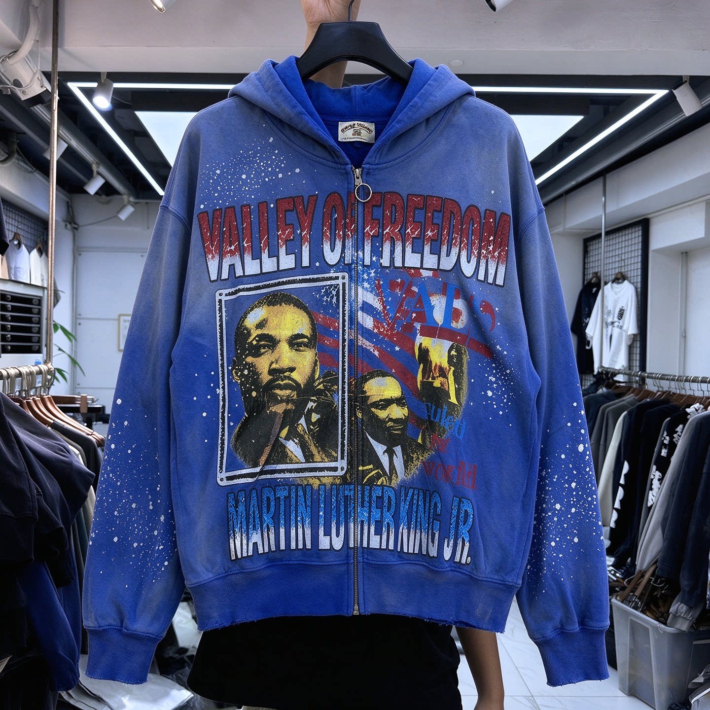 American high street retro distressed portrait letter print hot diamond hooded sweatshirt for men and women loose casual zipper cardigan
