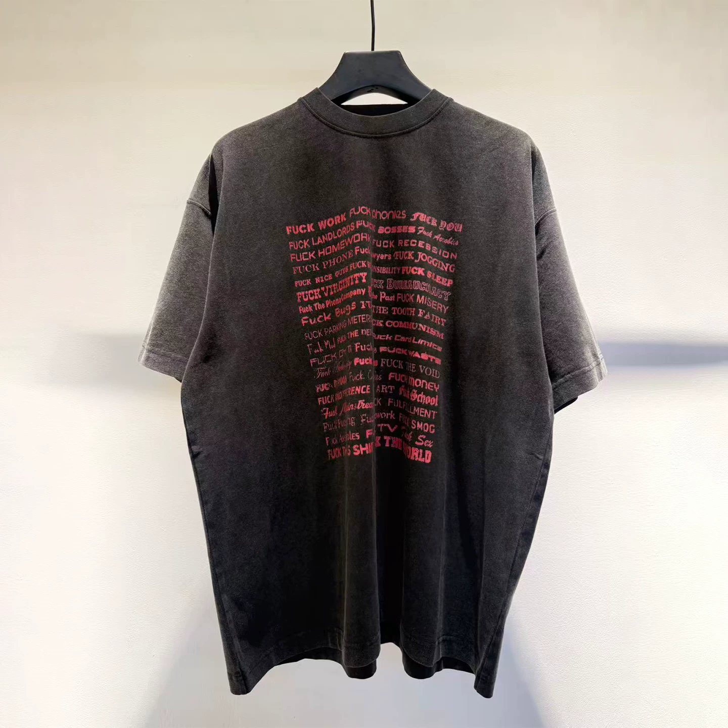 VTM street casual style old washed letter printed short-sleeved T-shirts for men and women loose trendy black tops
